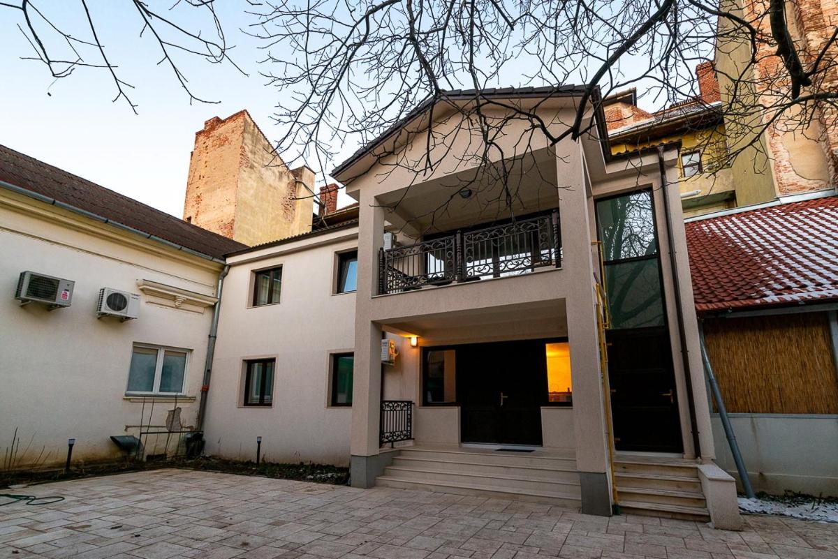 Moky Rezident Appartement Arad Buitenkant foto